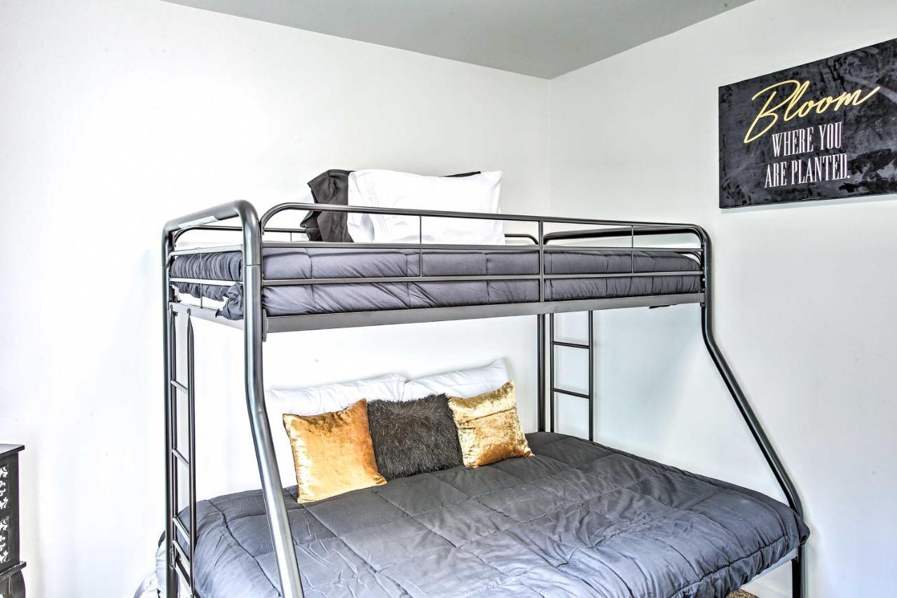 Charming Springfield Escape With Furnished Deck Villa ภายนอก รูปภาพ